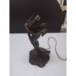 LAMPE EN BRONZE FEMME A LA...