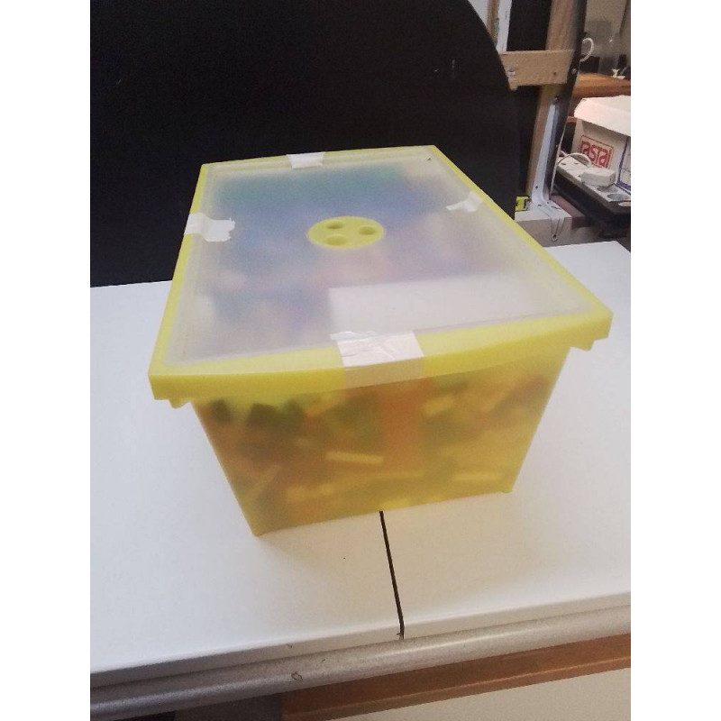 BOITE JAUNE LEGO 