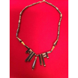 COLLIER FANTAISIE STYLE ART...