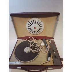 TOURNE DISQUE EN L ETAT 