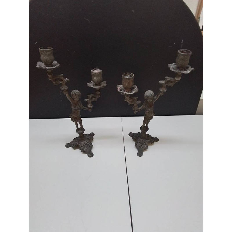 LOT DE CHANDELIERS CHÉRUBINS 