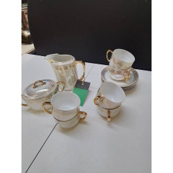 SERVICE A CAFE DF BORD DORE