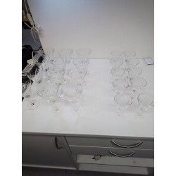 LOT DE VERRE CISELÉ 