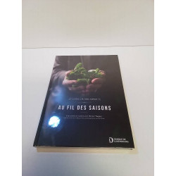 LIVRE AU FIL DES SAISONS 