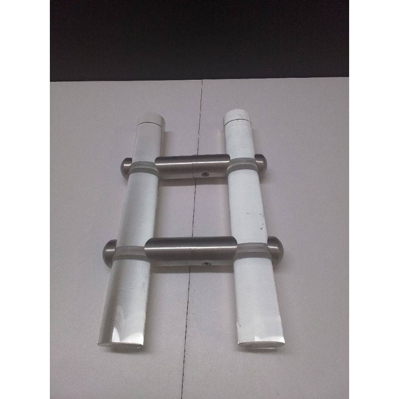 POIGNÉESNDE PORTE EN VERRE 