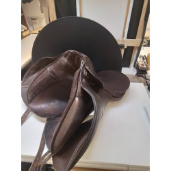 SELLE EN CUIR DE HANNOVER