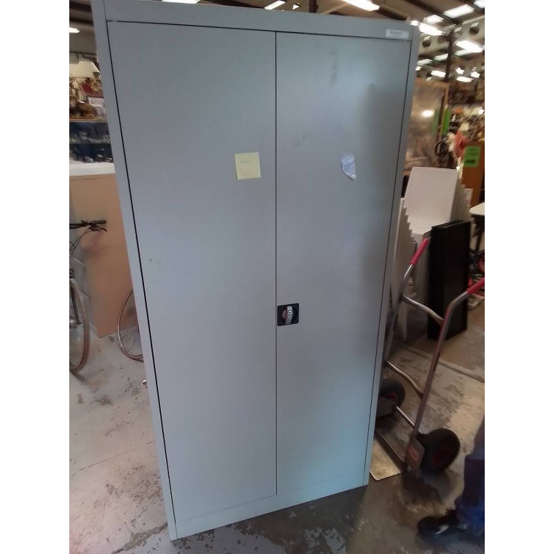 ARMOIRE METAL + CLE 