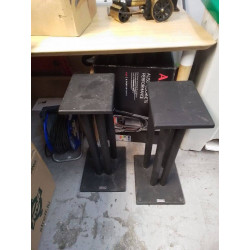 PIEDS D\'ENCEINTES DYNAUDIO 