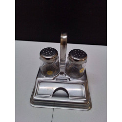 SERVITEUR DE TABLE 