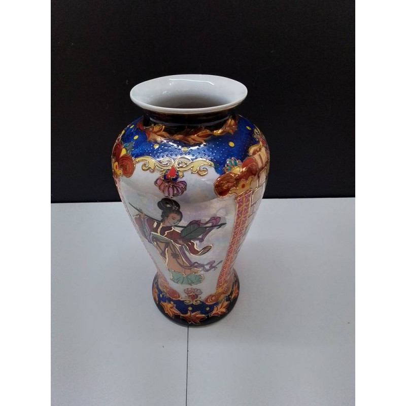VASE MOTIF ASIATIQUE 