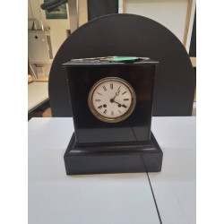 HORLOGE A POSER EN MARBRE 