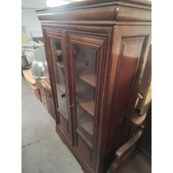 VITRINE 2 PORTES EN MERISIER 