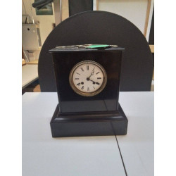 HORLOGE A POSER EN MARBRE 