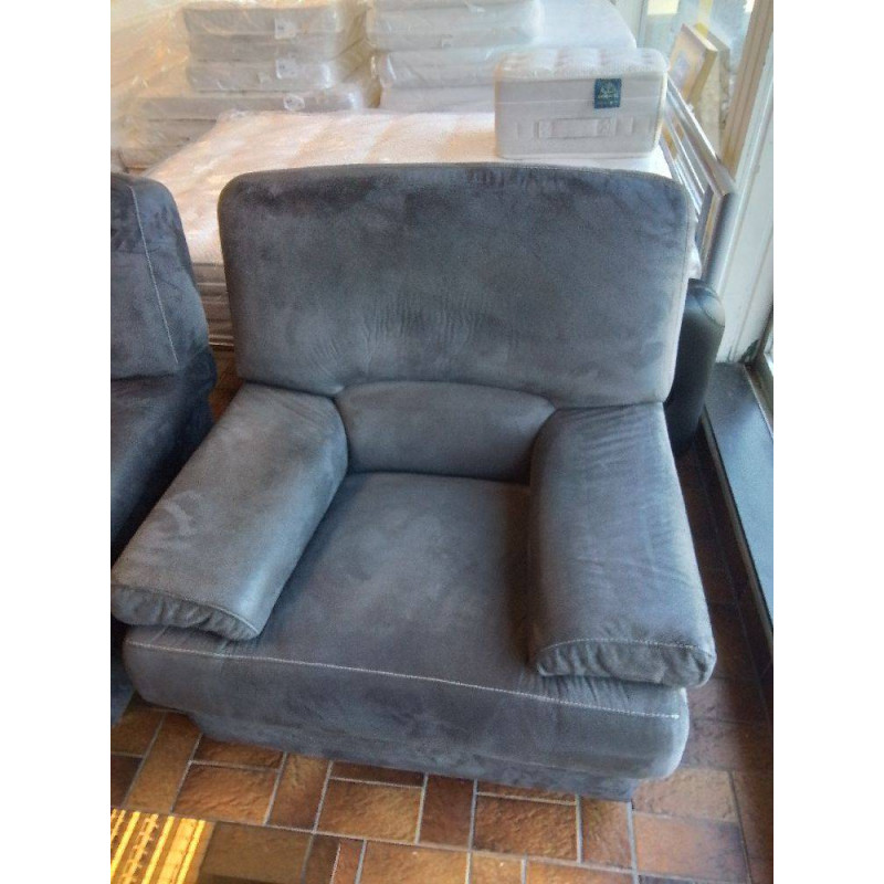 FAUTEUIL GRIS LA PIECE