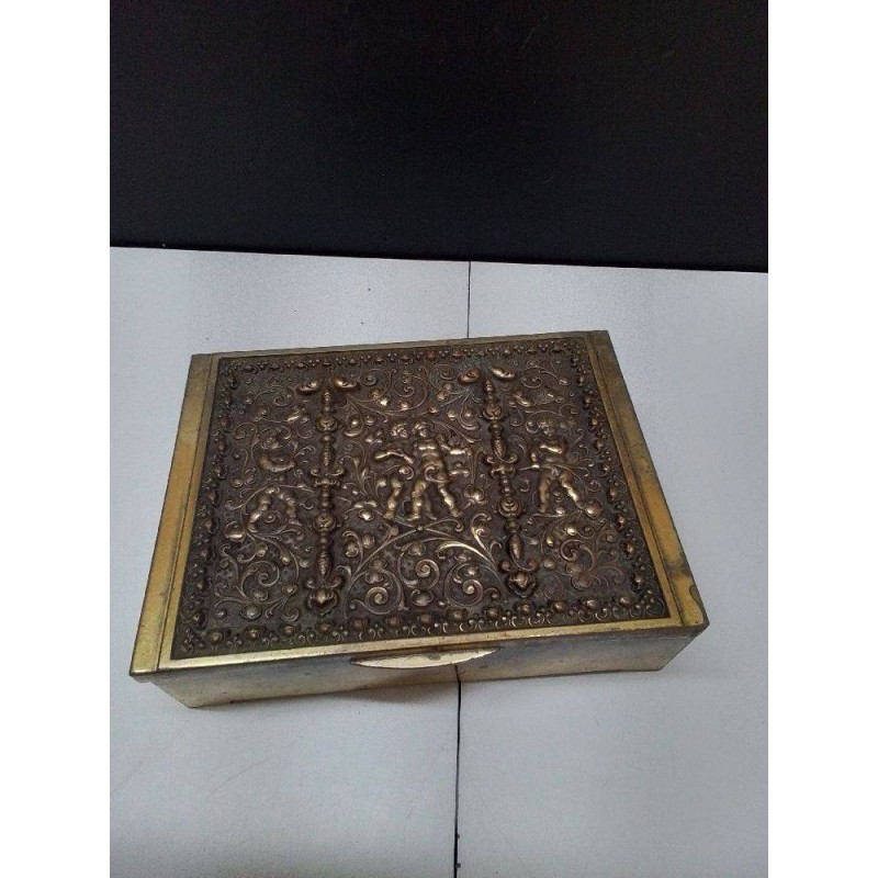 BOITE A TABAC ANCIENNE 