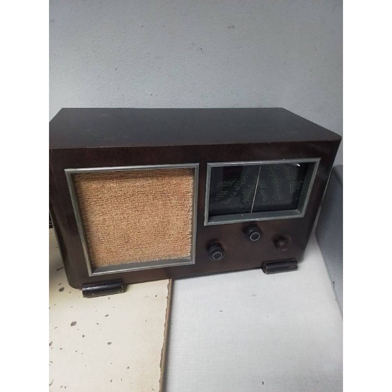RADIO ANCIENNE EN L\'ÉTAT