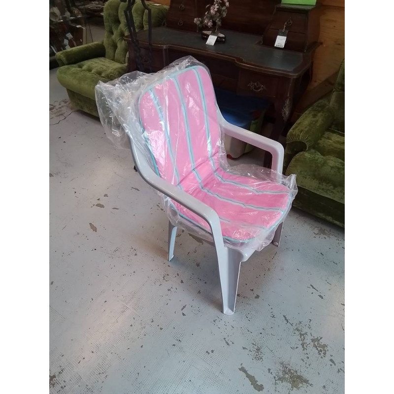 CHAISE DE JARDIN GRISE AVEC HOUSSE