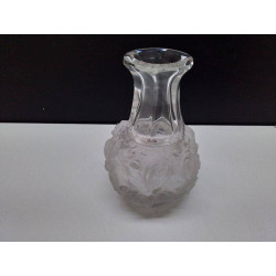 VASE VINTAGE CISELÉ 