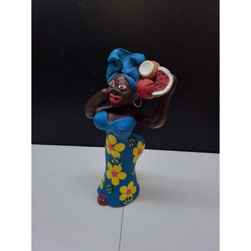 STATUETTE FEMME TERRE CUITE 