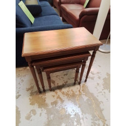 LOT TABLE GIGOGNES 