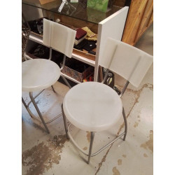 TABOURET IKEA 