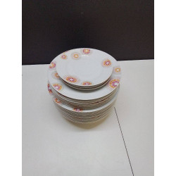 LOT D’ASSIETTES CREATABLE 