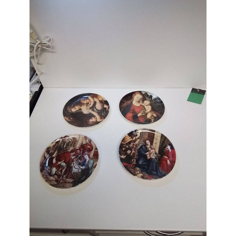LOT D’ASSIETTES RELIGIEUSE 