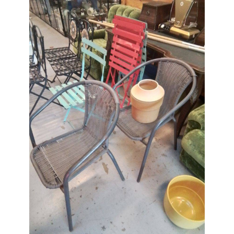 CHAISE GRISE EXTÉRIEUR 