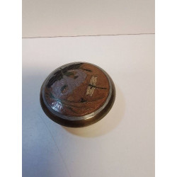 BOITE LAITON MOTIF FLEURS MM