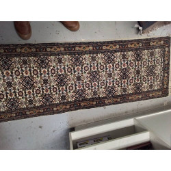 TAPIS DE COULOIR TON BEIGE...