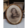 CADRE DORE OVALE AVEC PHOTO ANCIENNE