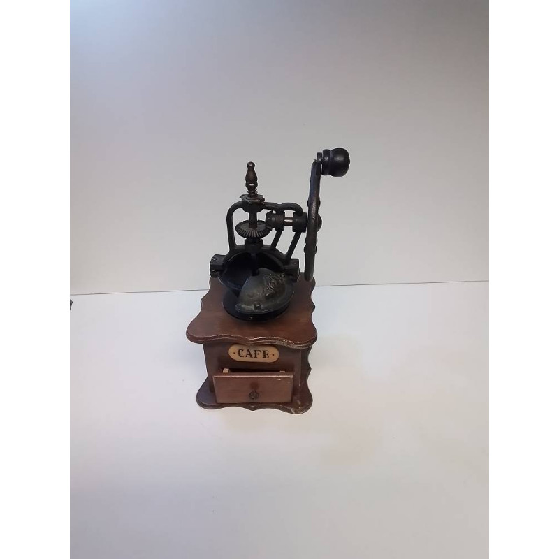 MOULIN A CAFE ANCIEN