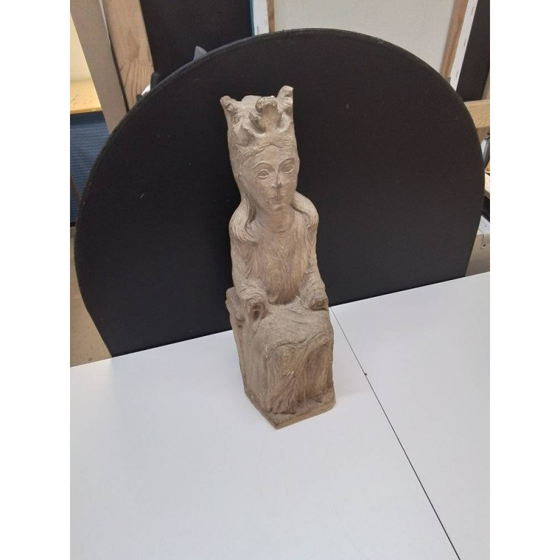 STATUETTE REINE 