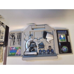 COFFRET MICROSCOPE 