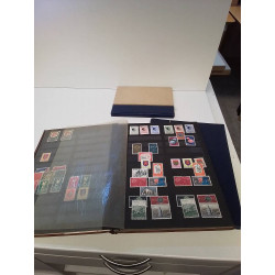 LOT DE 3 ALBUMS TIMBRES...