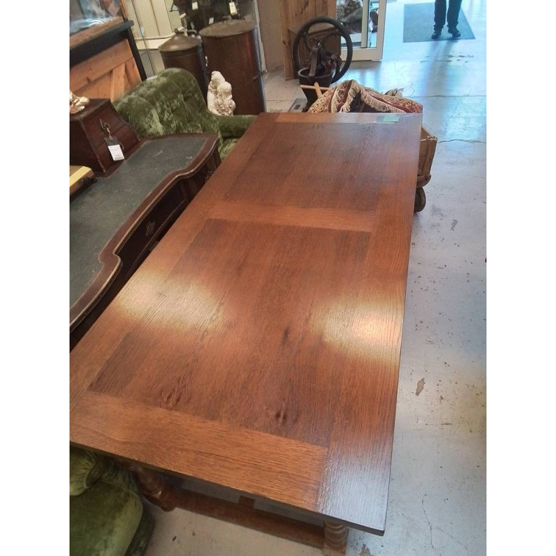 TABLE EN BOIS MASSIF 