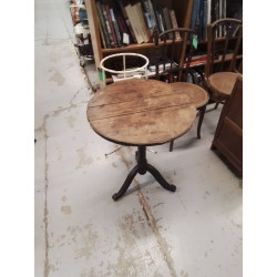 TABLE D’APPOINT ANCIENNE