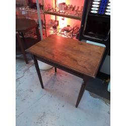 TABLE D’APPOINT STYLE LOUIS...
