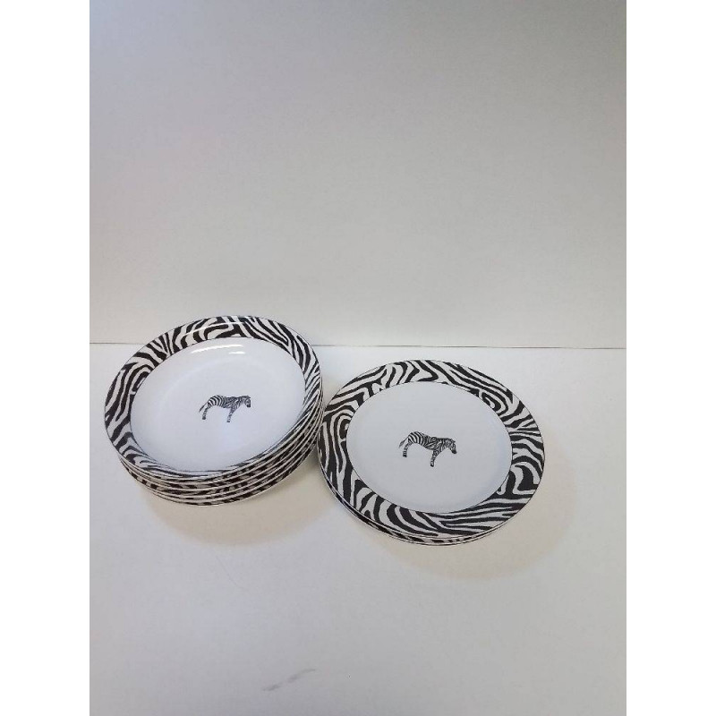 LOT D’ASSIETTES ZEBRE NOIR ET BLANC 