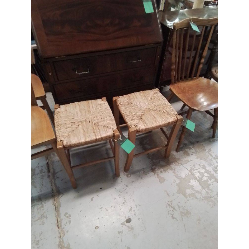 TABOURET DESSUS OSIER LA PIECE