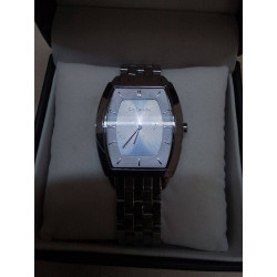 MONTRE GUY LAROCHE 