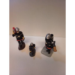 LOT FIGURINES POMPIER 