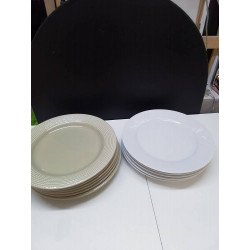 LOT D\'ASSIETTES DIVERS 