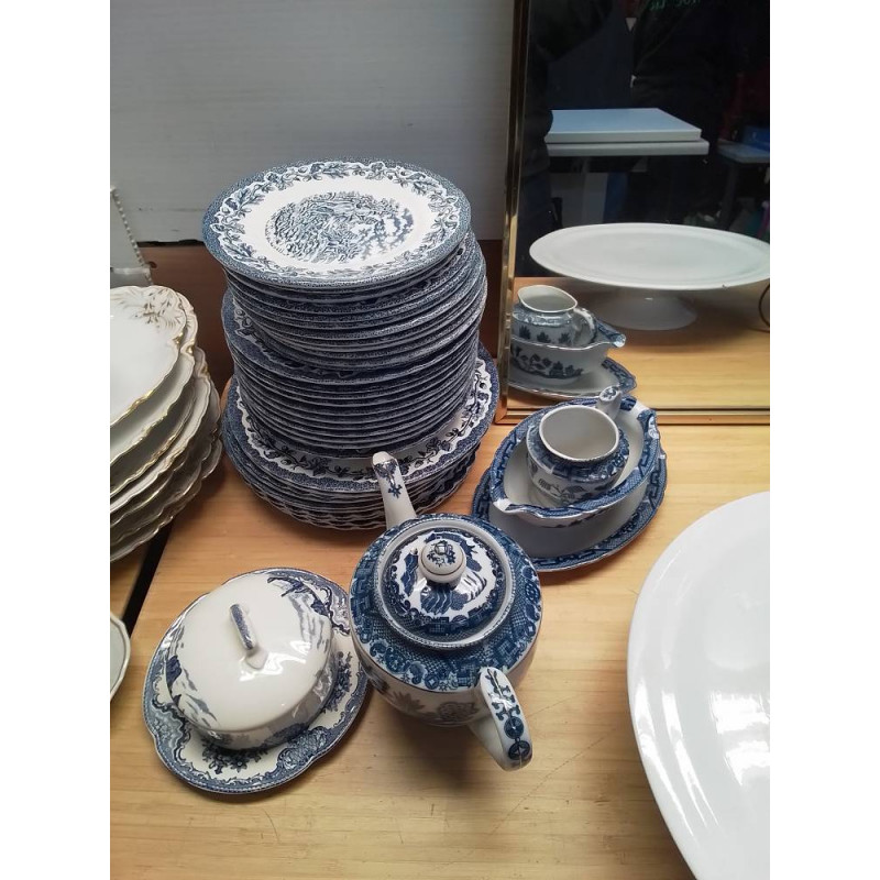LOT DE VAISSELLE ANGLAISE 