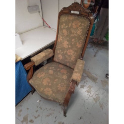 FAUTEUIL STYLE LOUIS XV 