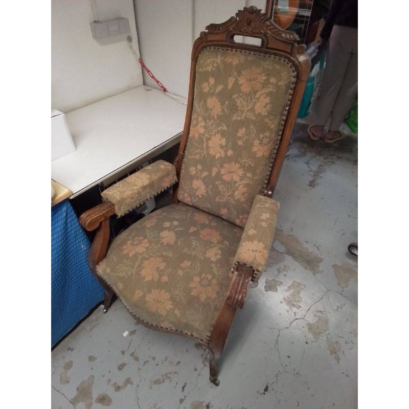 FAUTEUIL STYLE LOUIS XV 