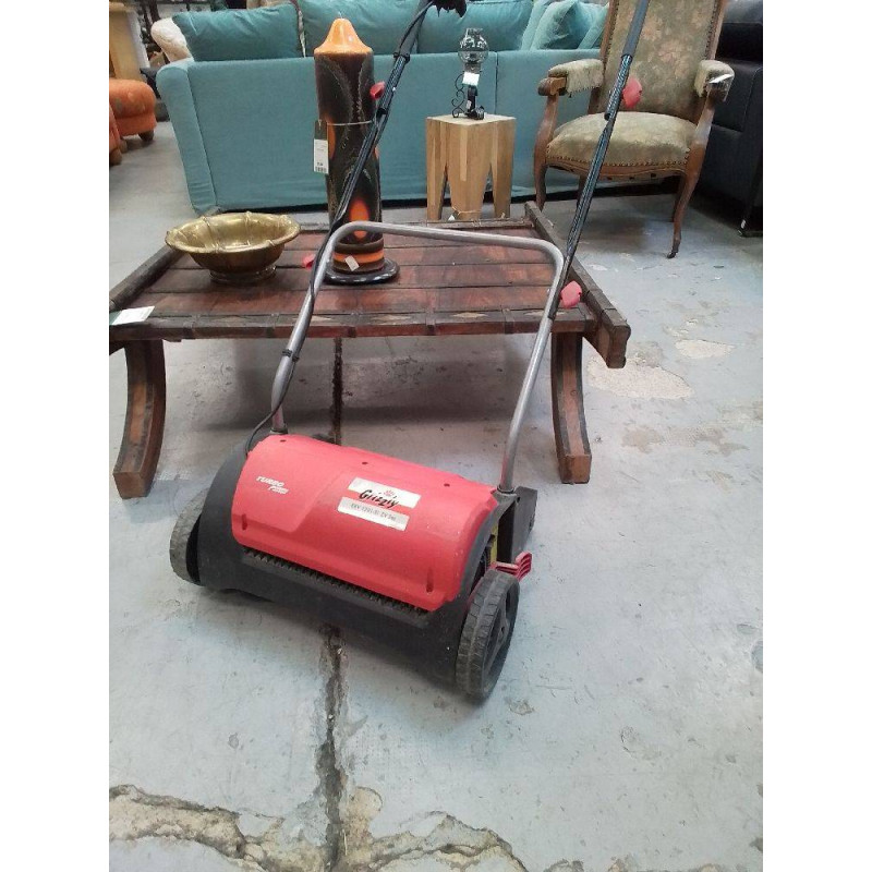 SCARIFICATEUR MANUEL GRIZZLY 