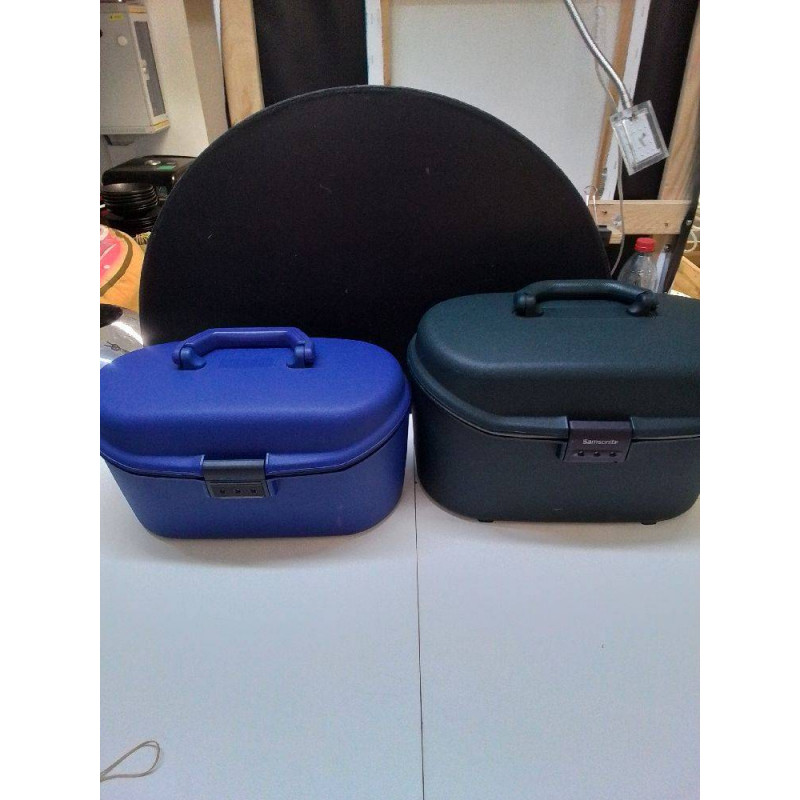 VANITY SAMSONITE 