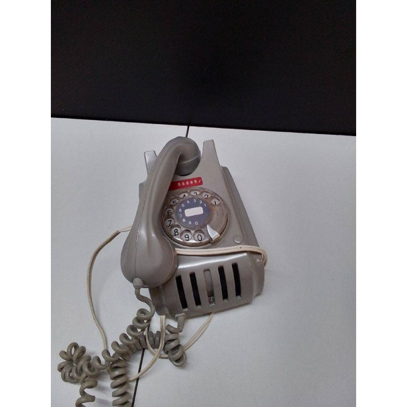 TÉLÉPHONE ANCIEN 
