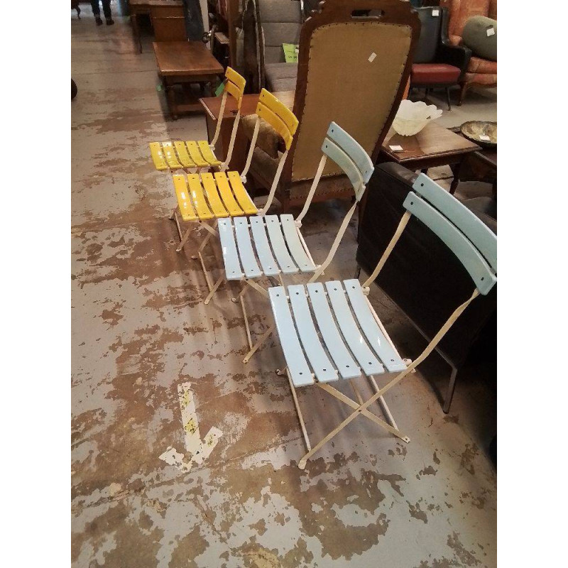 CHAISE EXTERIEUR VINTAGE JAUNE OU BLEU LA PIECE